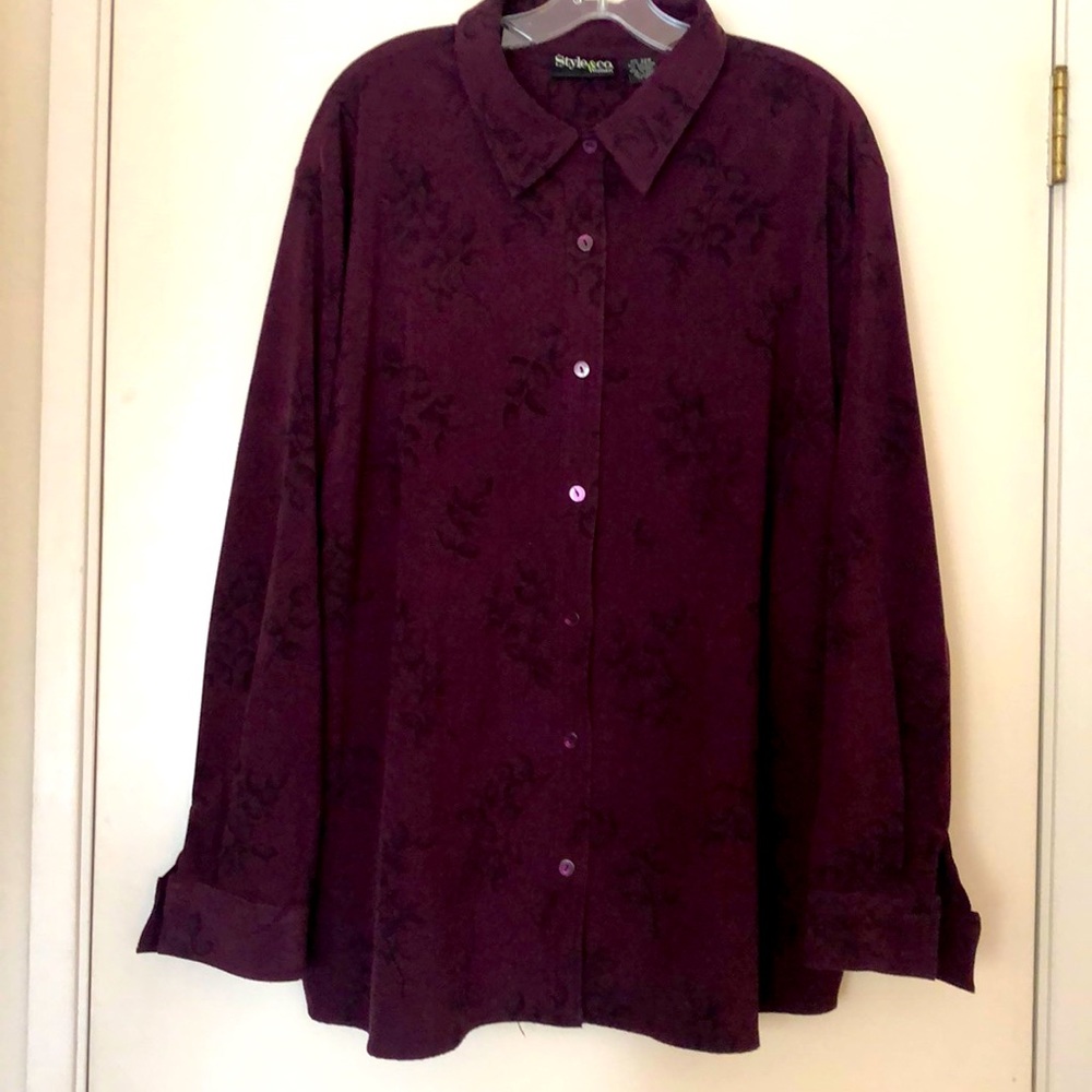 Style & Co Women’s shirt jacket button down deep plum w/black design size 22W